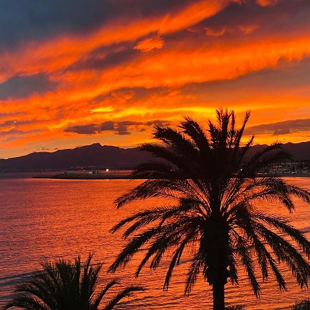 坎布里尔斯Marbella公寓 外观 照片